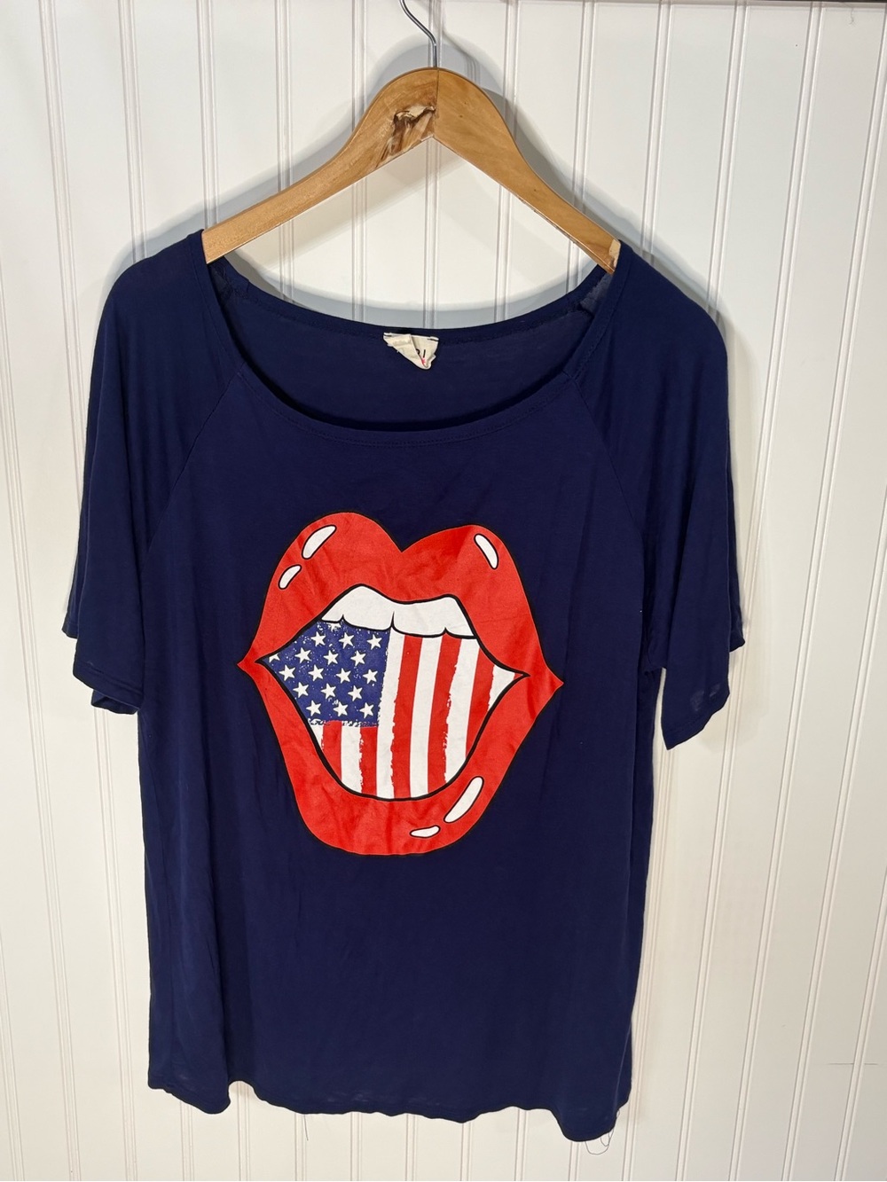Bibi Women's XL Navy Blue Graphic Tee American Flag Lips USA Patriotic Top Large